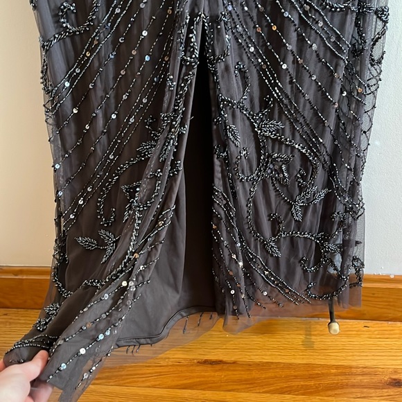 Pisarro Nights Beaded Mesh Column Gown in Slate Gray - Size 10 - Picture 13 of 16